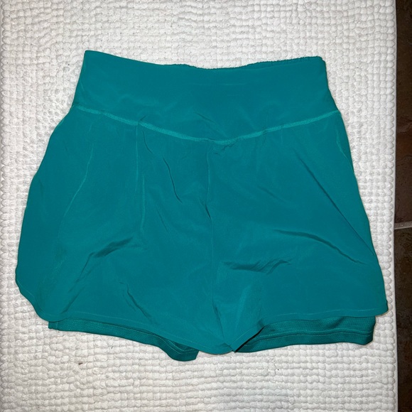 Green gym shark waterproof short - Picture 4 of 5